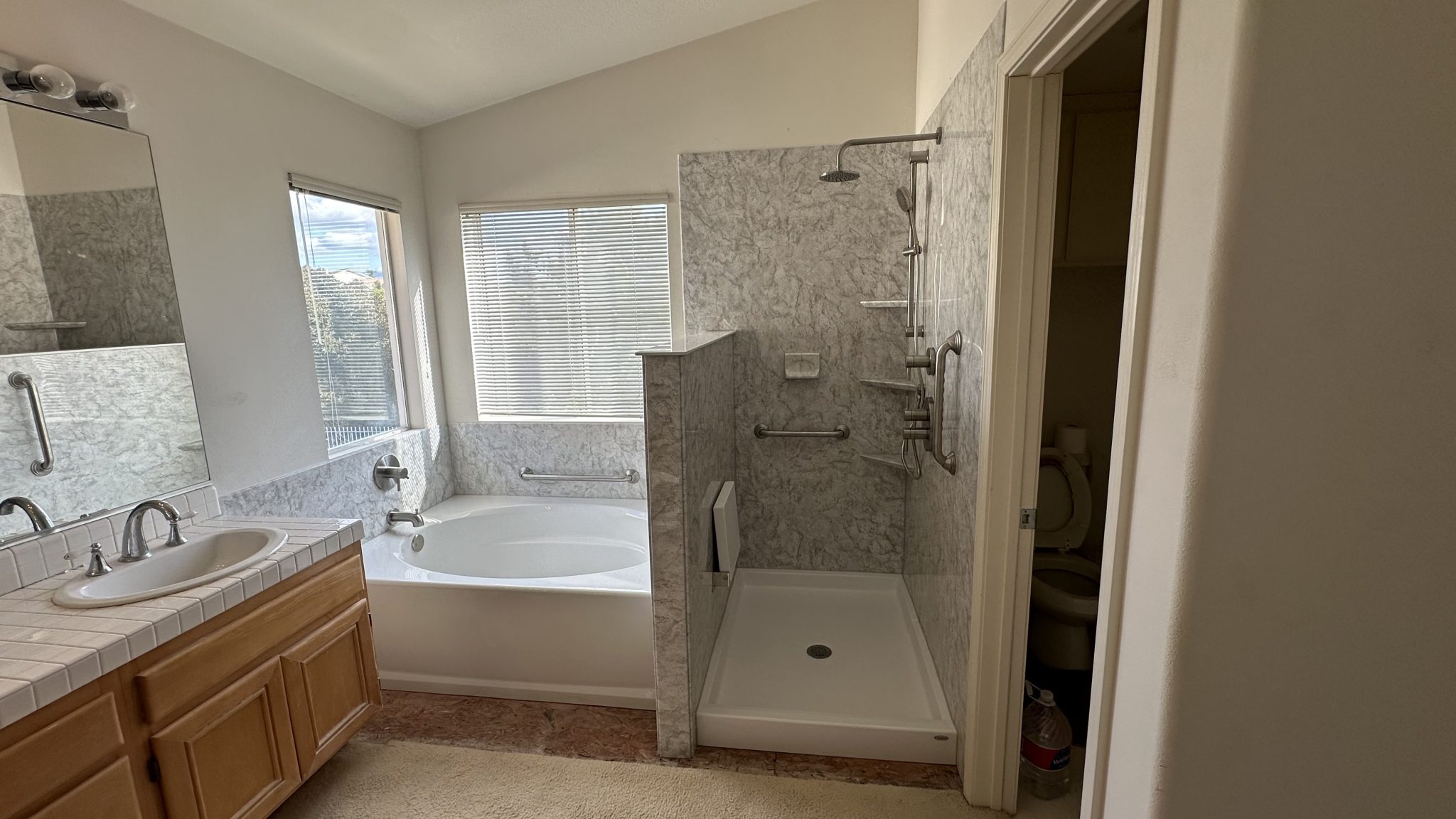 20240110_213609604_iOS