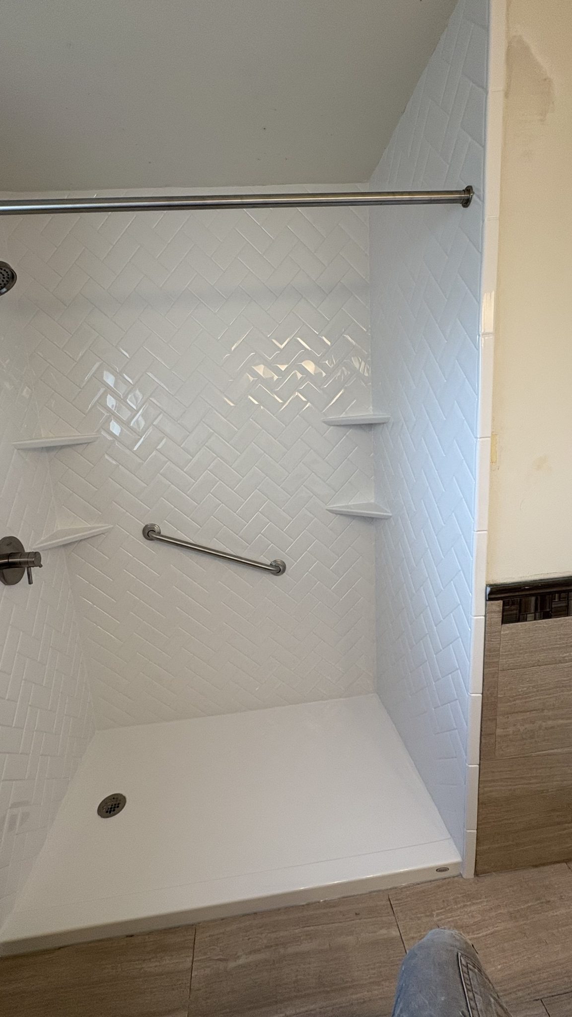 20241213_192733996_iOS