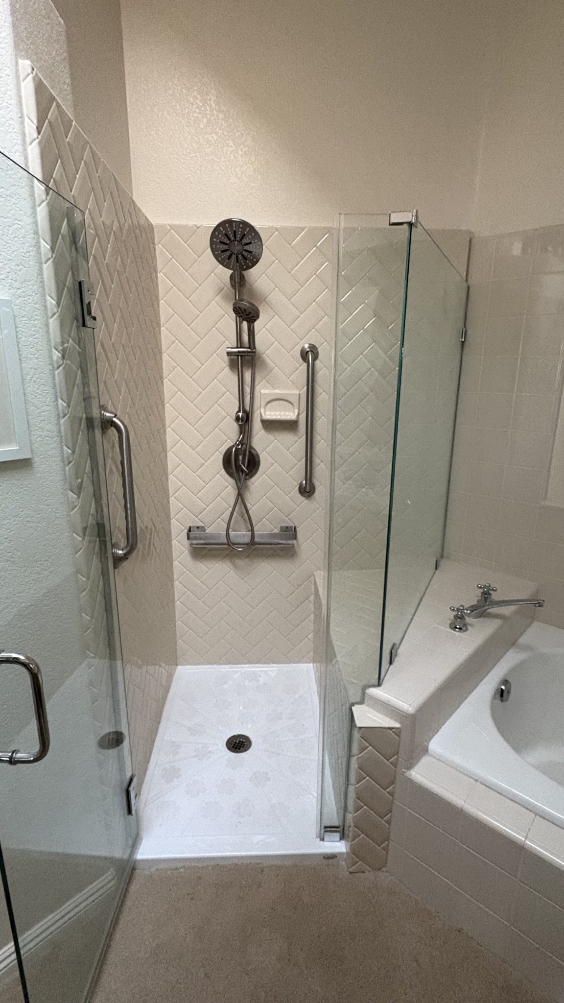 20250107_223420783_iOS