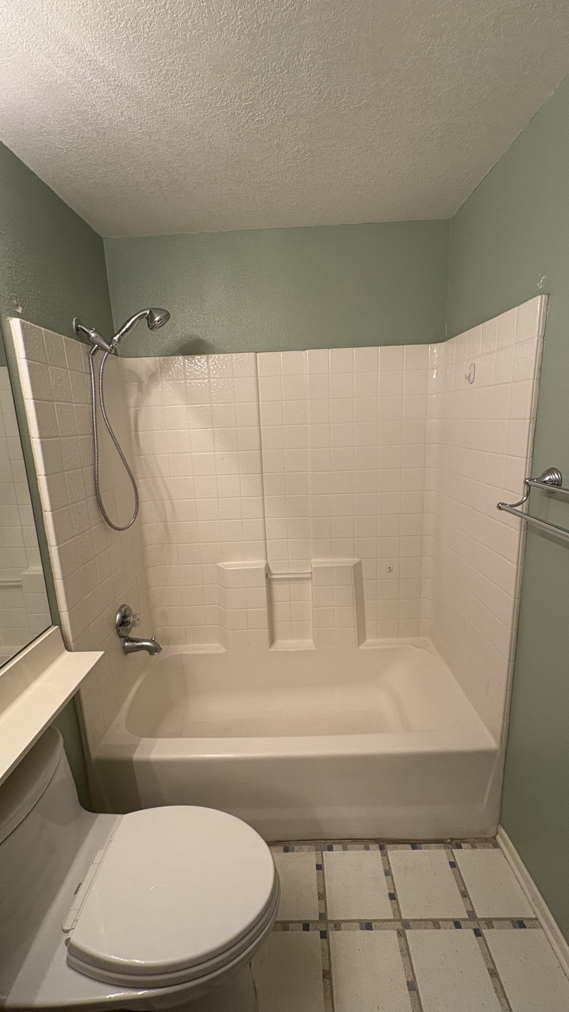 20250324_160217472_iOS