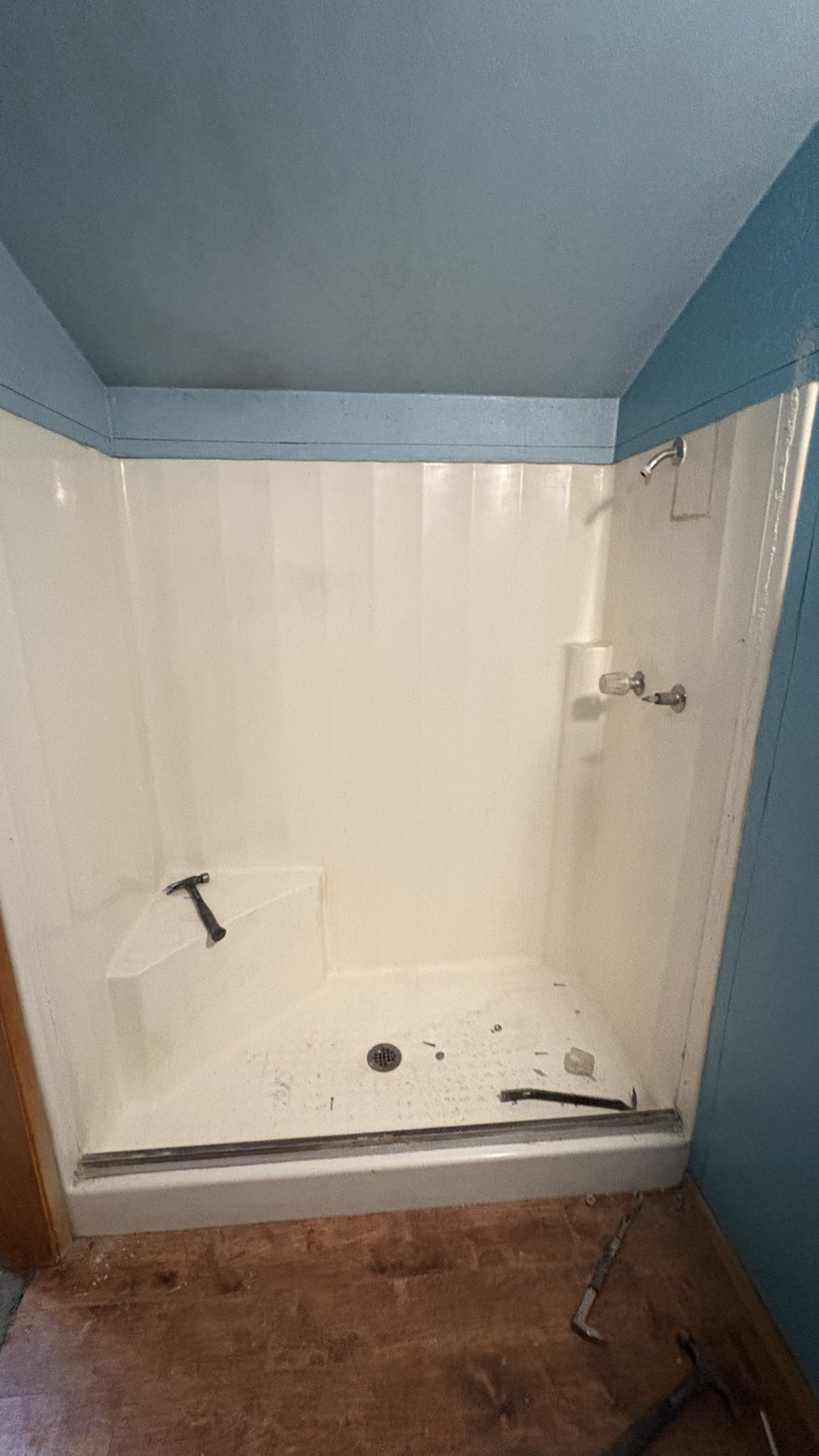 20250523_172828545_iOS