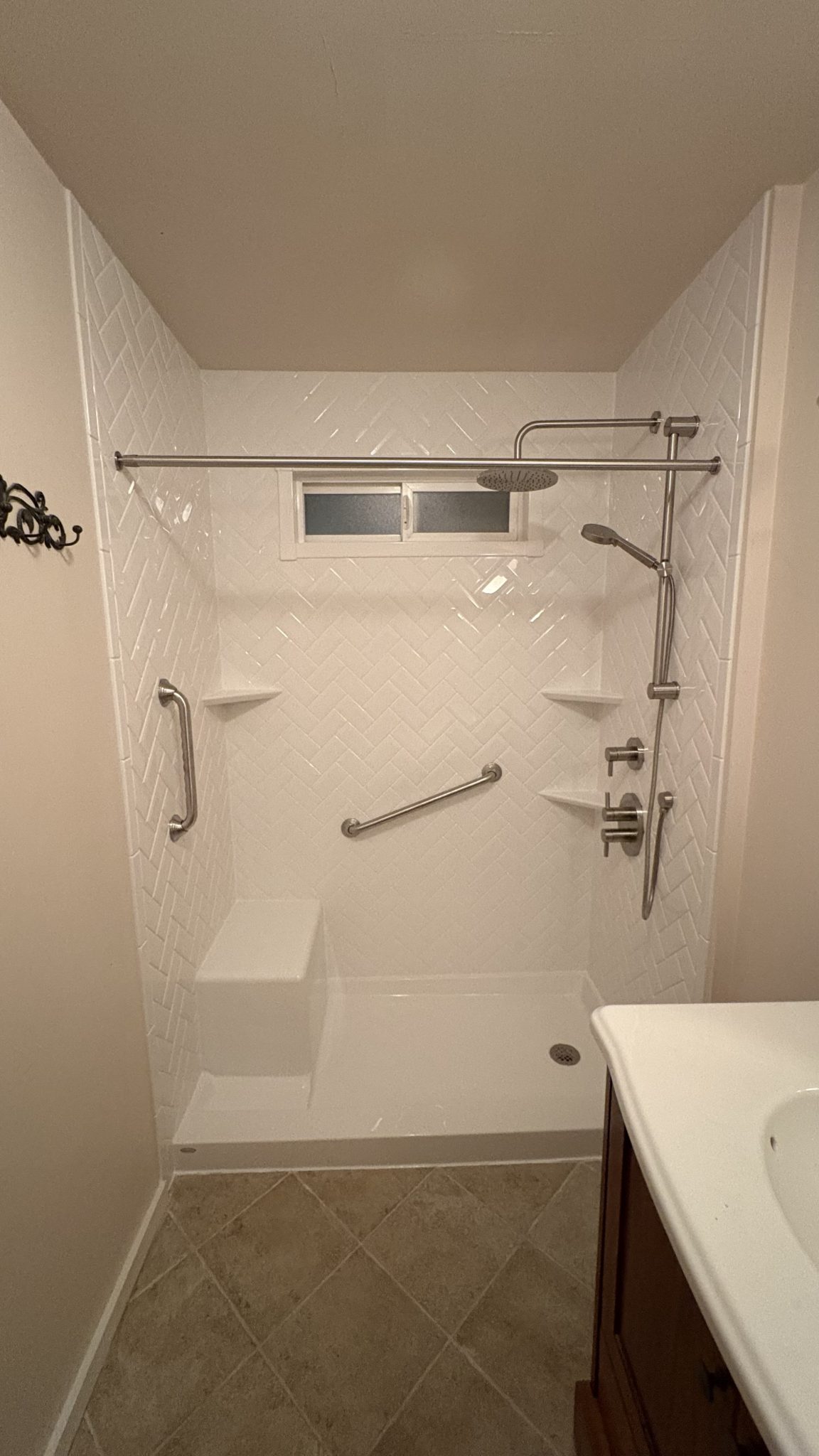 20250817_040452144_iOS