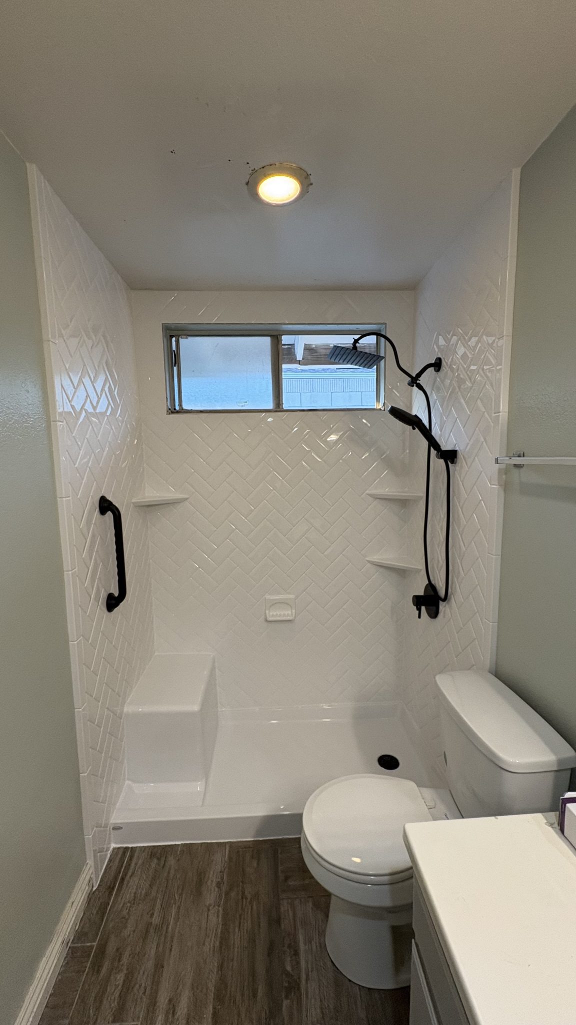 20250905_015131363_iOS (1)